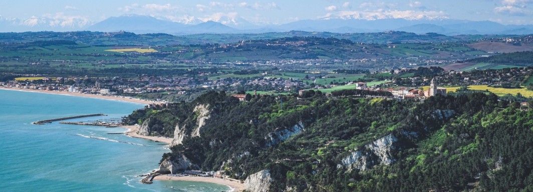 Photo: Francesco Ungaro, Unsplash