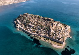 Photo: Evangelos Mpikakis, Unsplash