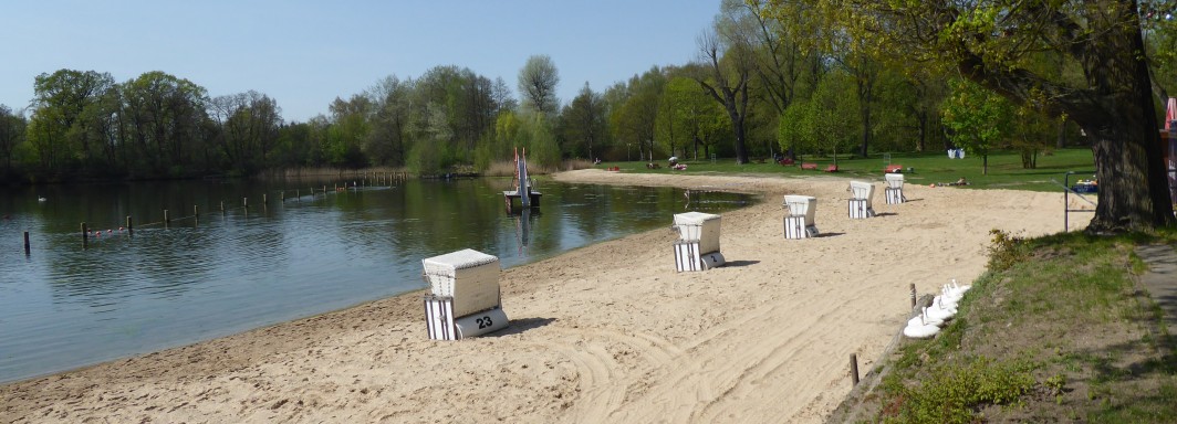 <p><a href="https://commons.wikimedia.org/wiki/File:L%C3%BCbars_Strandbad_L%C3%BCbars.jpg">Fridolin freudenfett</a>, <a href="https://creativecommons.org/licenses/by-sa/4.0">CC BY-SA 4.0</a>, via Wikimedia Commons</p>